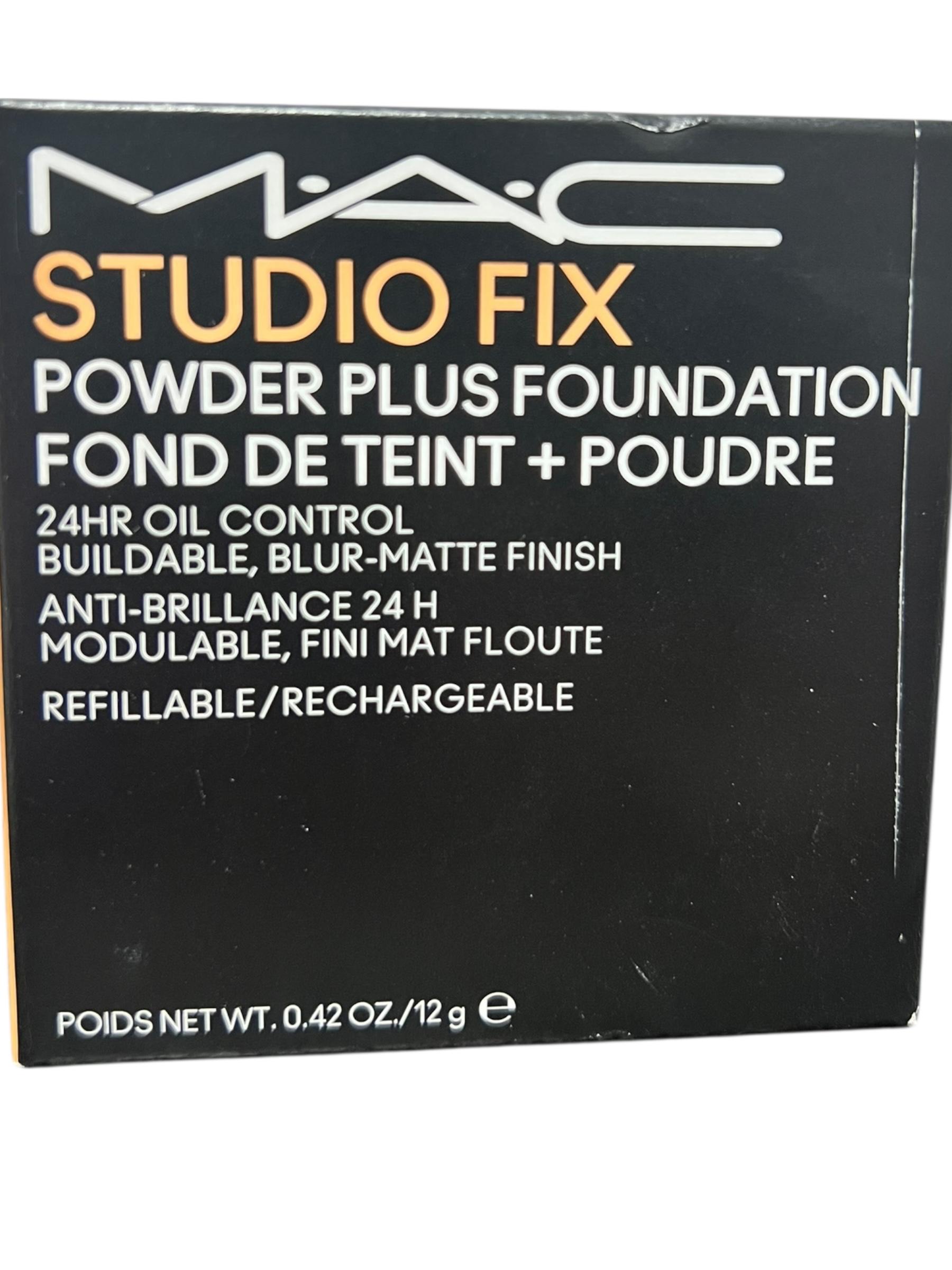 MAC Studio Fix NC17 Matte Powder Foundation – 0.52 oz Full Coverage