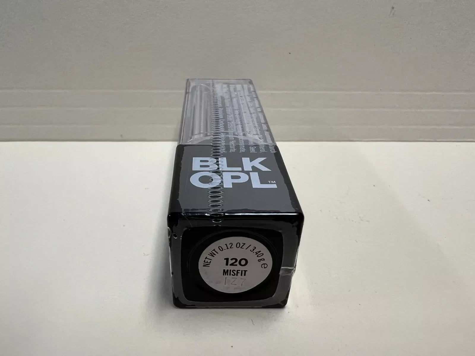 BLK/OPL Risqué Crème Lipstick, Ultra-Hydrating and Long-Wear, Black Currant - Exotic Pro